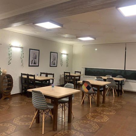 Hostal Torras Sant Hilari Sacalm Luaran gambar