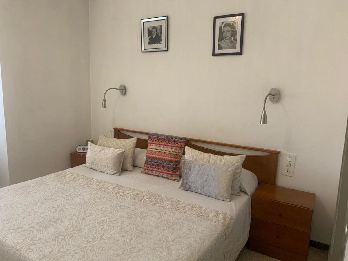 Hostal Torras Sant Hilari Sacalm Luaran gambar
